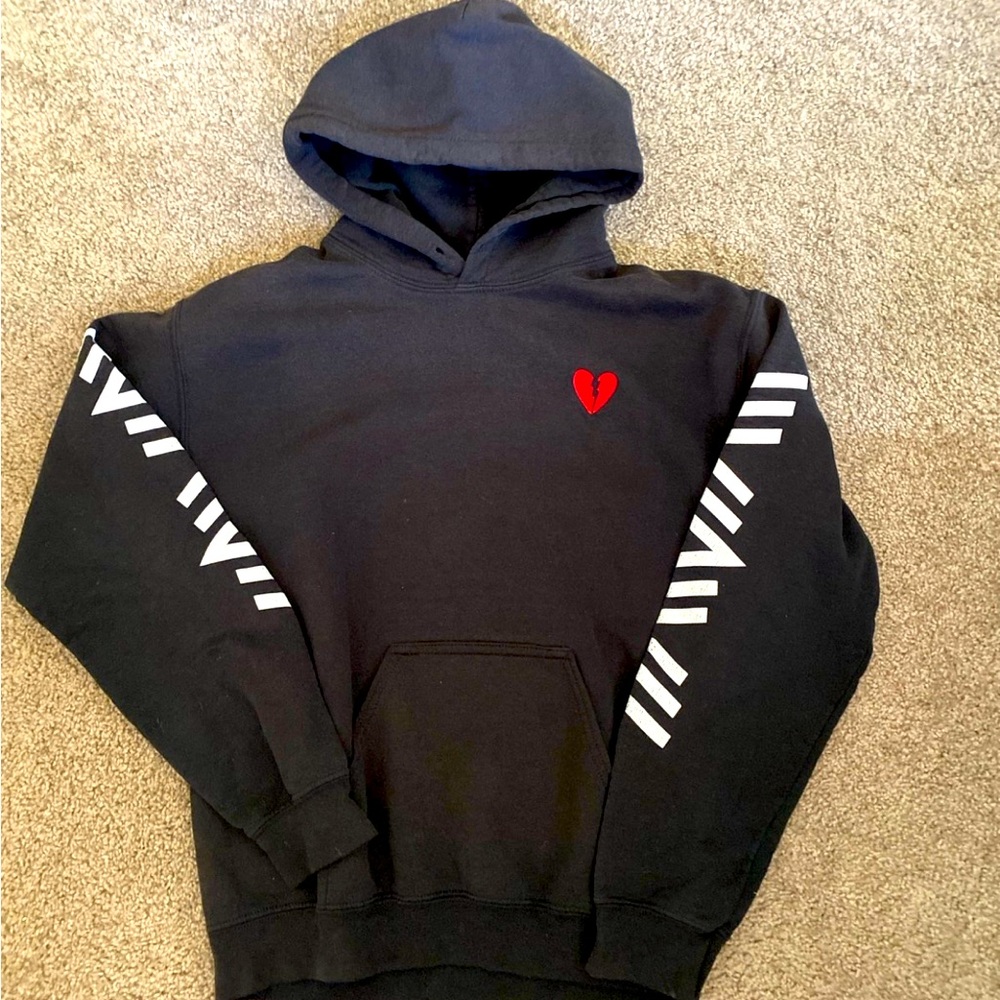Riot Society Black Hoodie Small
